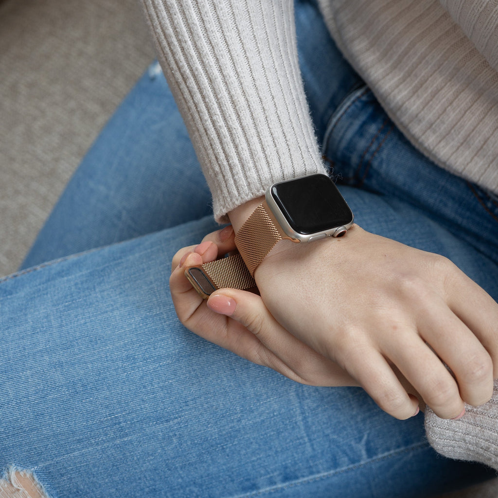 Classic Rose Gold Milanese Strap For Apple Watch With Elegant Finish