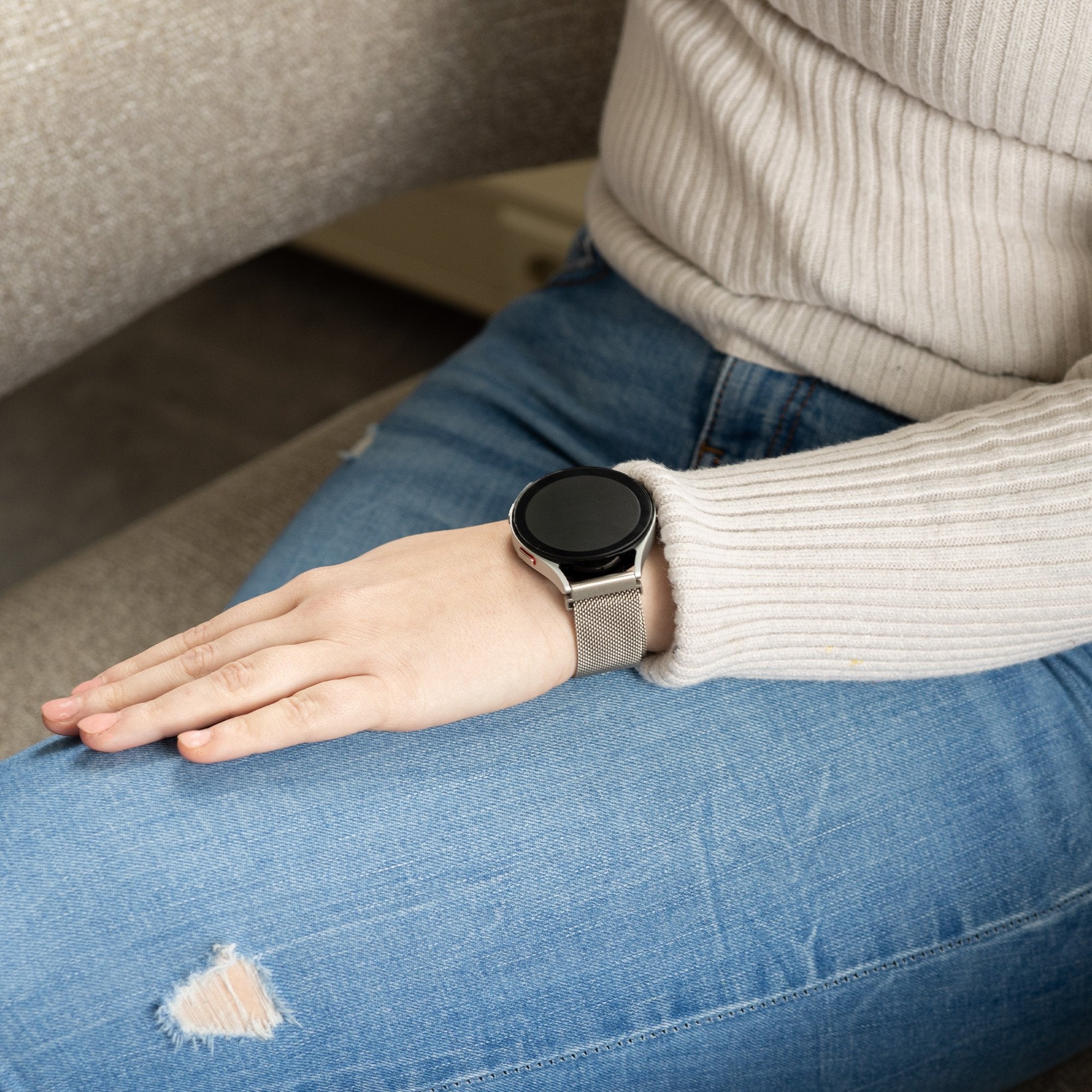 Samsung Galaxy Watch 6 40mm Starlight Milanese Band